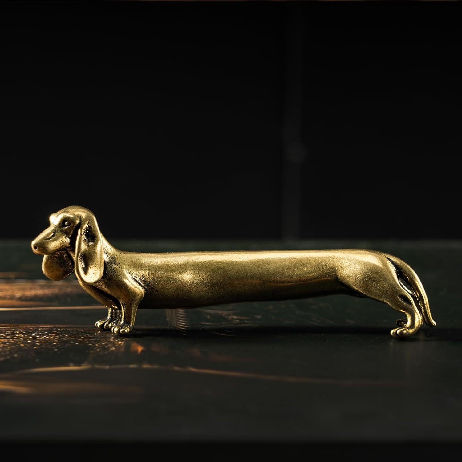 1PC Vintage Solid Brass Miniature - Delicate Dachshund Desk Ornament for Pet Enthusiasts - Exquisite Collectible and Home Décor Accent (Dachshund)