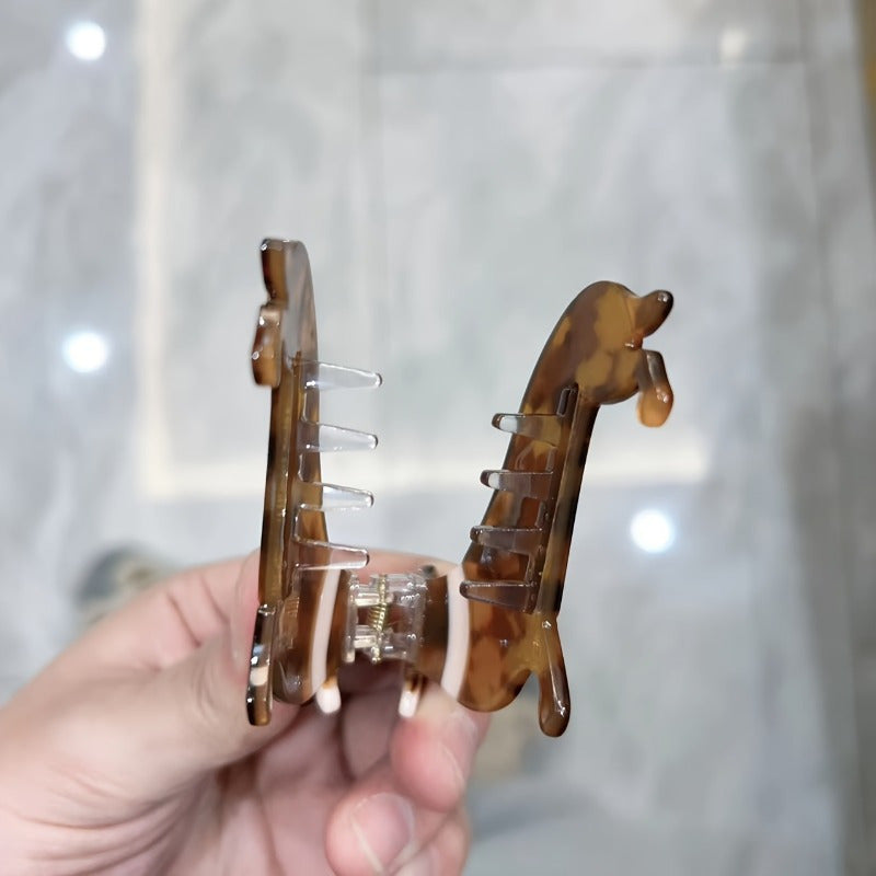 Cute Dachshund Puppy Shaped Hair Claw Clip, Large Size, Non-Slip Strong Hold, Suitable For Women Wear