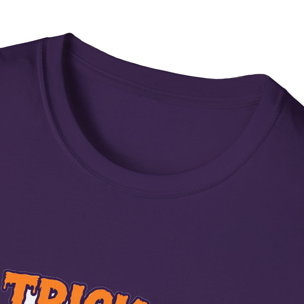 Trick or Wiener T-Shirt | Vampire Dachshund Halloween Graphic Tee