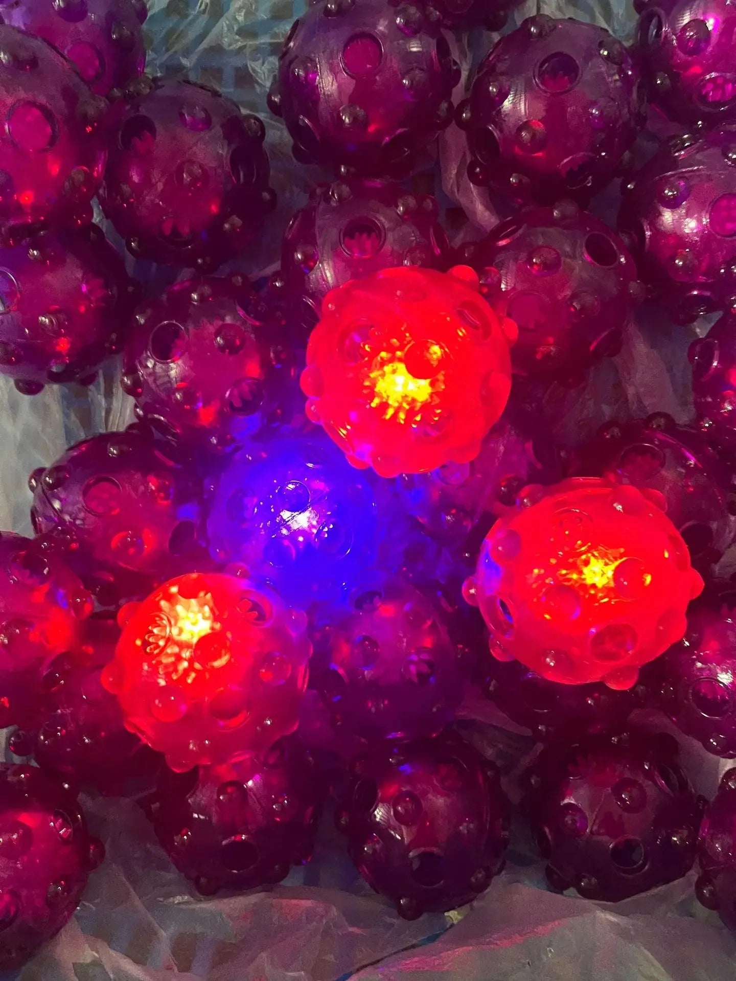 Smart LED Interactive Rolling Ball – Automatic Motion-Activated Pet Toy for Boredom Relief