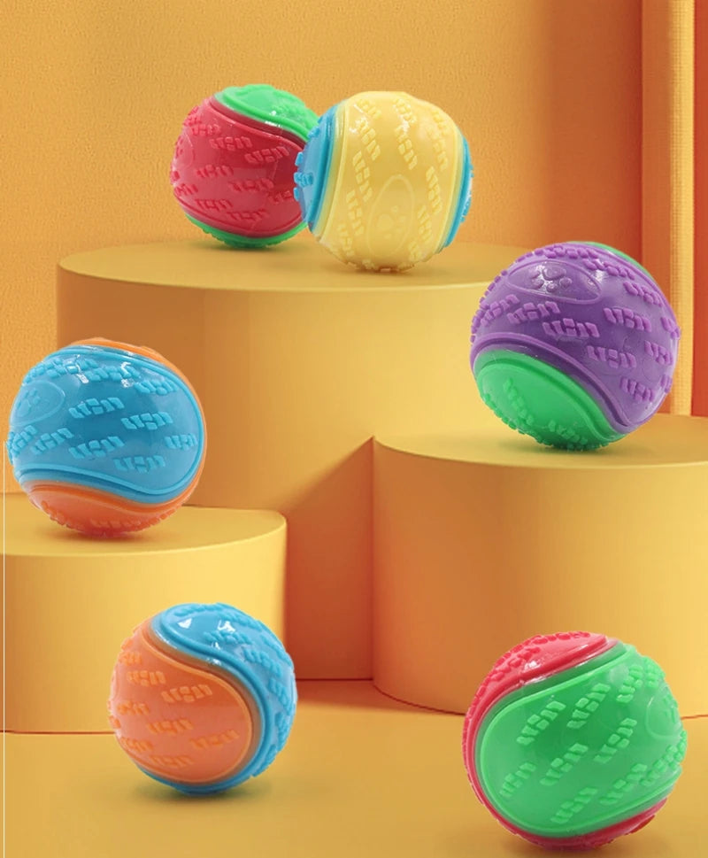 Pelota dental chirriadora Tough-Teeth: juguete duradero para perros