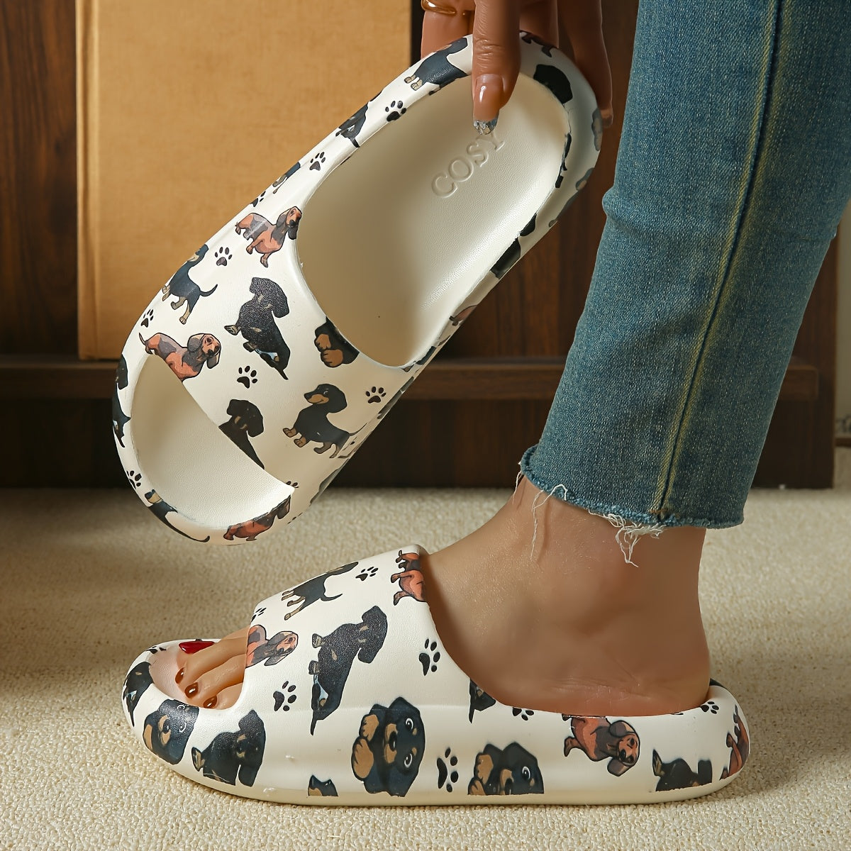 Lightweight Design] Women's Cute Dachshund Print Slides - Soft, Comfortable, Non-Slip EVA Indoor & Bathroom Slippers, Lightweight Animal Design for All Seasons