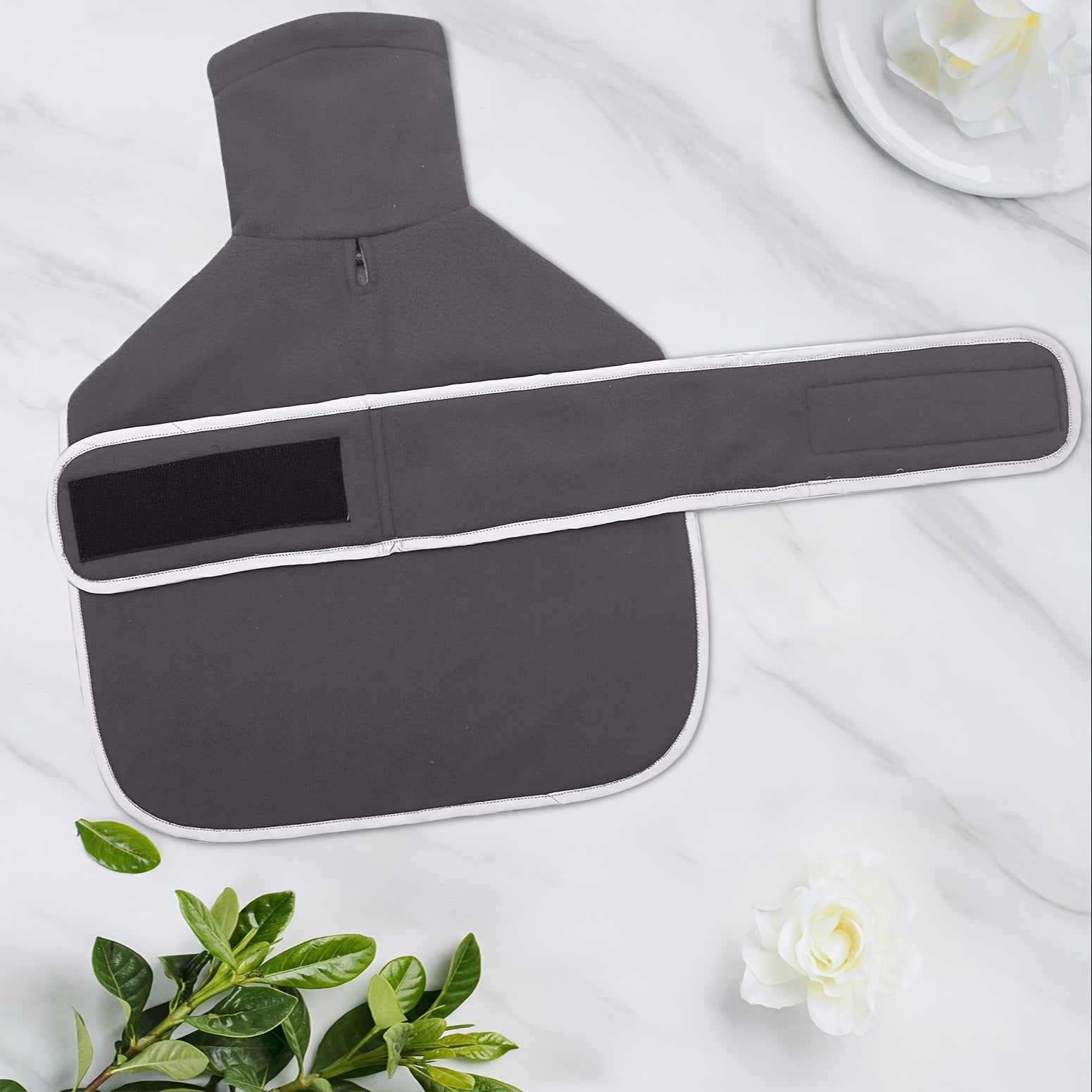 Abrigo polar de invierno para perro salchicha: parka acolchada gris para todo tipo de clima, con cuello alto y ribete reflectante de seguridad.